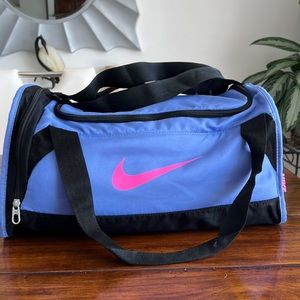 Nike duffle bag
